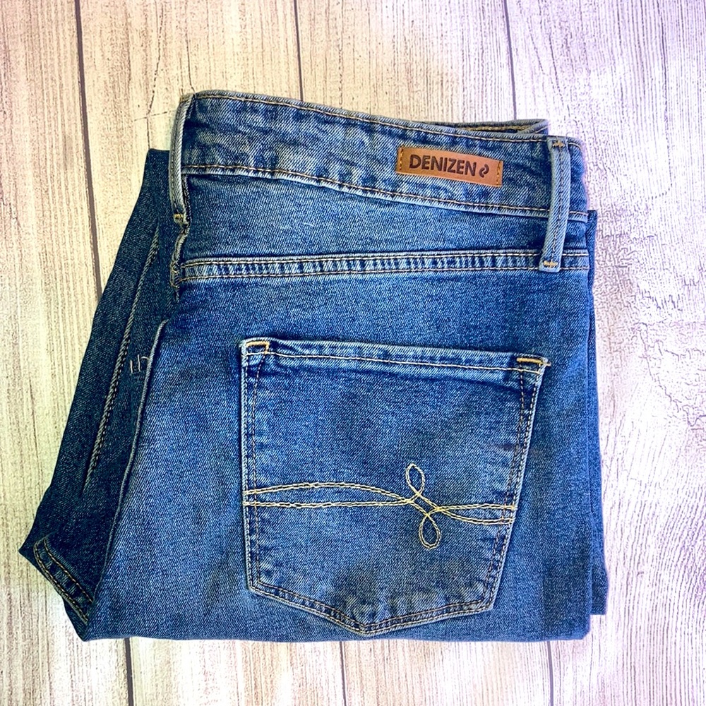 Denizen high-rise ankle slim distressed blue jeans